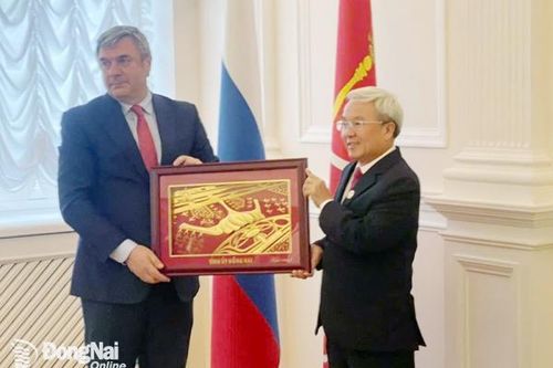 Đồng Nai mong muốn thiết lập quan hệ hợp tác với các đối tác tiềm năng của Nga