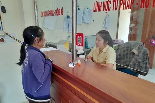 Hướng tới sự hài lòng của người dân
