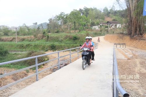 Nhịp cầu nối những ước mơ
