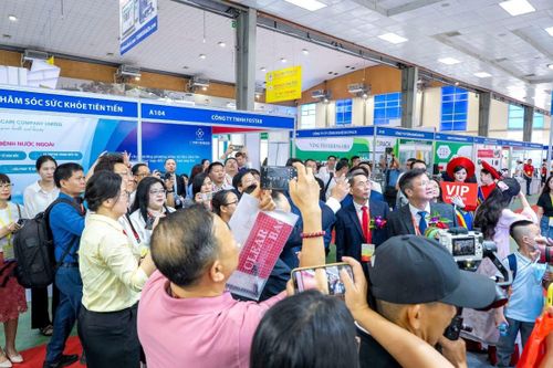 Hơn 300 doanh nghiệp tham dự Vietnam Medi-Pharm 2025