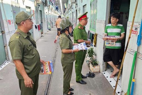 Kỳ 2: Công an xã tại khu công nghiệp - Lá chắn' an ninh giữa những đại công trường