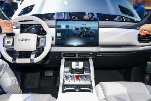 Xe gầm cao SUV hạng C giá 468 triệu đồng, ngang cỡ Mazda CX-5, Honda CR-V, ngoại hình như xe thiết giáp dự kiến sẽ sớm về Việt Nam có gì đặc biệt?