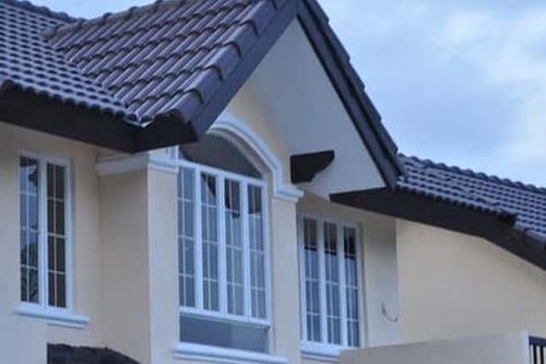 Màu cửa cho người mệnh Thủy giúp làm ăn thuận lợi