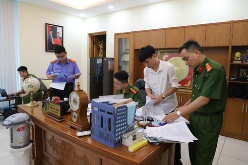 Ba lãnh đạo Công ty CP Quản lý công trình đô thị Bắc Giang bị bắt