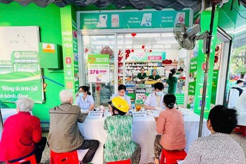 'An Khang sẵn sàng, nhà mình cứ hỏi' – phương châm sẵn lòng tư vấn từ dược sĩ nhà thuốc An Khang