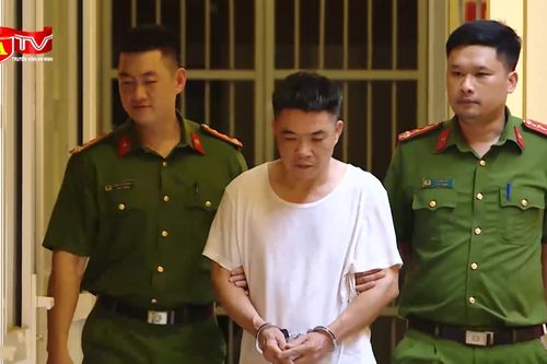 Làm ngơ cho xây dựng trái phép, một loạt cán bộ xã bị bắt giữ