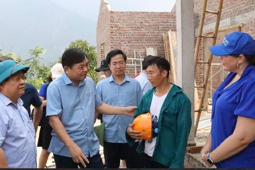 Các tổ chức quốc tế hỗ trợ hơn 500.000 USD sửa chữa, xây mới gần 200 ngôi nhà