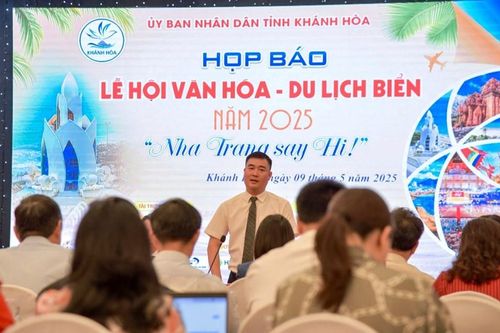 Người dân, du khách là trung tâm sự kiện