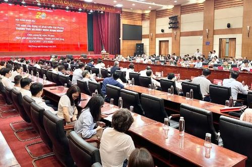 Hội thảo khoa học '70 năm xây dựng và phát triển Hải Phòng'
