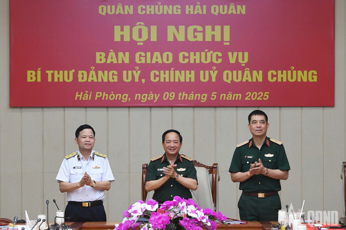 Thượng tướng Trịnh Văn Quyết chủ trì Hội nghị bàn giao chức vụ Bí thư Đảng ủy, Chính ủy Quân chủng Hải quân