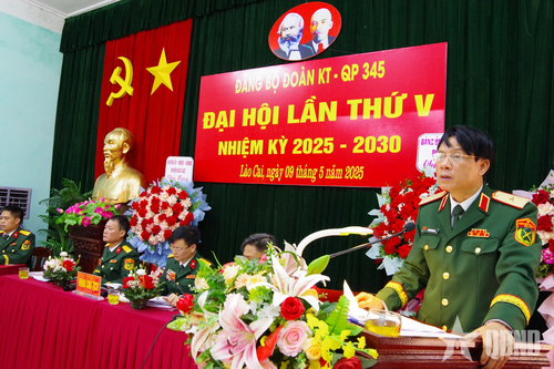 Thực hiện thắng lợi nhiệm vụ phát triển kinh tế gắn với củng cố quốc phòng, an ninh