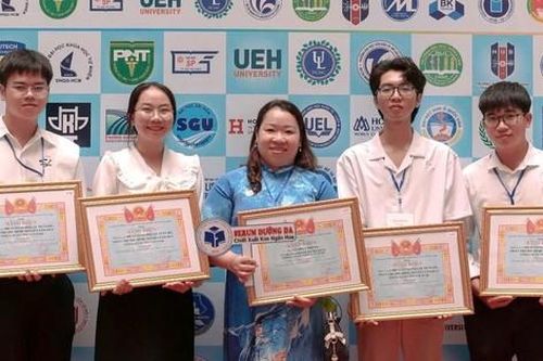 Sáng tạo mỹ phẩm từ thảo dược Việt