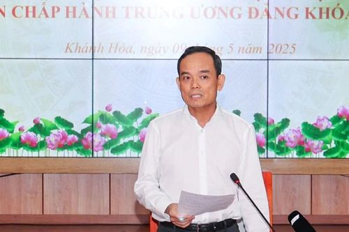 Đoàn công tác của Bộ Chính trị làm việc với Khánh Hòa và Ninh Thuận về việc hợp nhất