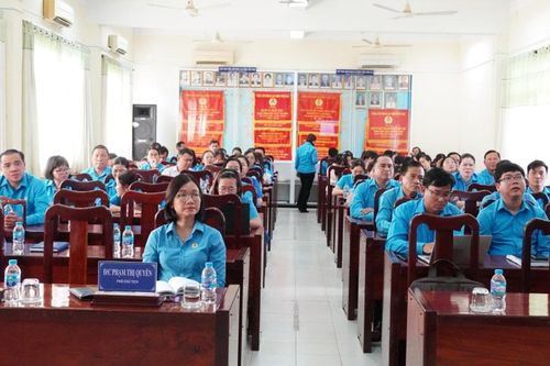 Long An nâng cao năng lực truyền thông cho cán bộ công đoàn