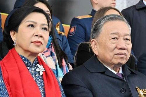 Tổng Bí thư Tô Lâm cùng các lãnh đạo quốc tế dự lễ duyệt binh mừng Ngày Chiến thắng tại Nga