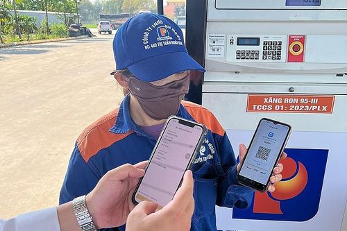 Cửa hàng xăng dầu cũng có 'trợ lý số' – Vì sao không?