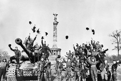 Chiến thắng phátxít 9/5/1945 - mốc son lịch sử thế giới