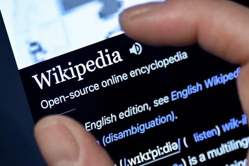 Wikipedia yêu cầu xem xét Đạo luật An toàn Trực tuyến của Anh