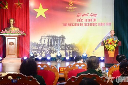 Phát động Cuộc thi báo chí 'Tỏa sáng hào khí Cách mạng Tháng Tám'