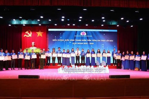 Thanh niên tiêu biểu tiếp thêm động lực xung kích kỷ nguyên mới