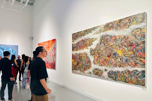 'Sắc và Không': Hành trình thị giác từ vô minh đến tuệ giác