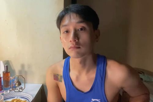 Tình cảnh của nam diễn viên Việt sau khi thông báo mắc bệnh HIV