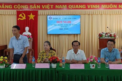 Hội nghị tư vấn tuyển sinh, hướng nghiệp năm 2025