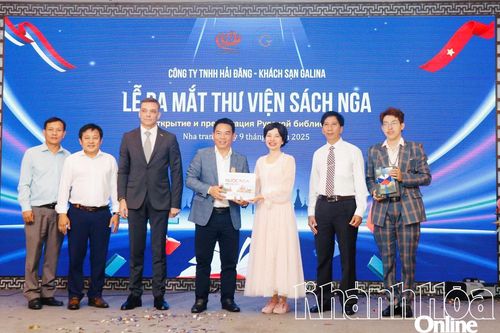 Ra mắt Thư viện sách Nga tại Khách sạn Galina