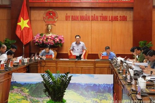 Chủ tịch UBND tỉnh phê bình các đơn vị chưa thực hiện tốt nhiệm vụ tháo gỡ khó khăn, vướng mắc các dự án