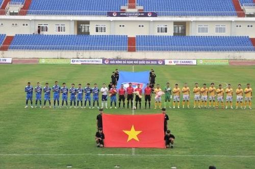 Thắng 3 - 0 trên sân nhà Đà Lạt, Lâm Đồng tiếp tục dẫn đầu bảng B Giải Bóng đá hạng Nhì quốc gia 2025