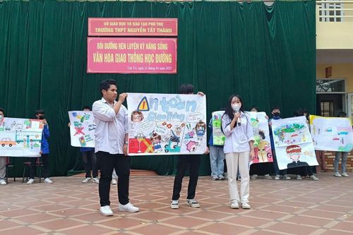 Tăng cường công tác phối hợp quản lý, giáo dục học sinh