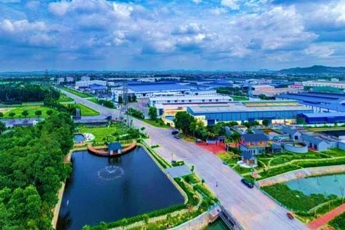 Cần đồng bộ giải pháp để hỗ trợ thị trường bất động sản khu công nghiệp và năng lượng tái tạo