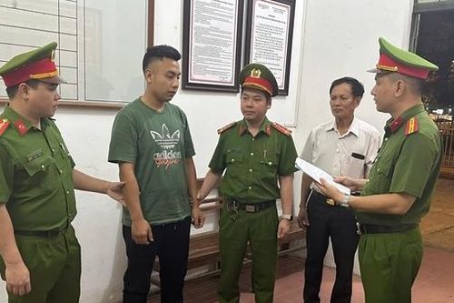 Bắt 2 đối tượng vi phạm quy định về nghiên cứu, thăm dò, khai thác tài nguyên