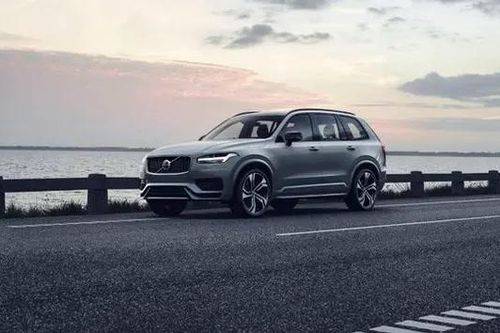 Volvo triệu hồi hơn 413.000 xe trên toàn cầu do lỗi camera lùi