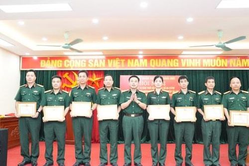 Hoài Đức khen thưởng nhiều cá nhân có thành tích trong học tập và làm theo tư tưởng, đạo đức, phong cách Hồ Chí Minh