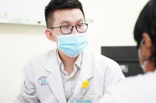 Sửa đổi bất cập từ thực tiễn khám chữa bệnh để đảm bảo quyền lợi người dân và an toàn hoạt động nghề y
