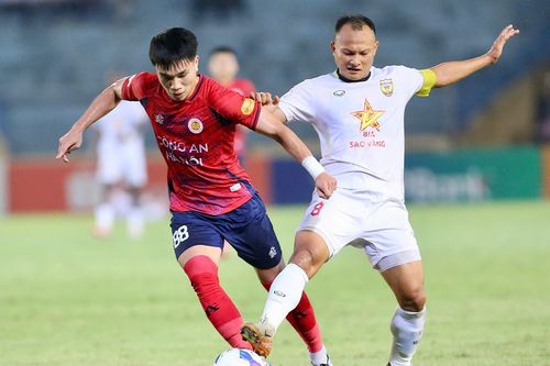 HLV Thành Công hồi sinh CLB Hà Tĩnh