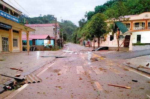 Lào Cai: Mưa to, gió lốc gây nhiều thiệt hại trên địa bàn huyện Bảo Yên