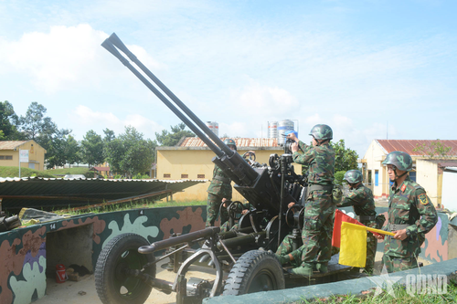 'Ba sẵn sàng' bảo vệ bầu trời phương Nam