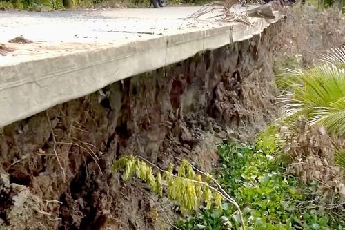 Long An khẩn trương khắc phục 8 đoạn kênh bị sạt lở