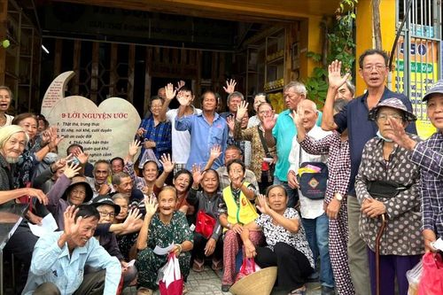Vầng Trăng Khuyết - nơi hỗ trợ nhiều mảnh đời cơ nhỡ