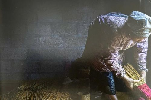 Ngắm 'Làng nghề Truyền thống Việt Nam' dưới ống kính hiện đại