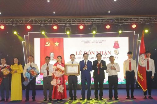 Từ hành trình 'Theo lời Bác gọi' đến vinh dự nhận Huân chương Lao động hạng Nhất