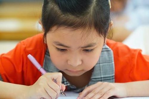 Học sinh tiểu học Việt Nam nằm trong top đầu 3 lĩnh vực Toán, Đọc hiểu và Viết