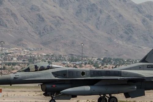 Vì sao Pakistan không thể sử dụng máy bay F-16 khi không chiến với Ấn Độ?