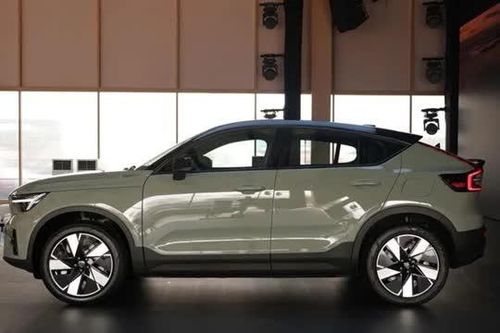 Cập nhật bảng giá xe Volvo mới nhất tháng 5/2025: Mẫu xe đắt nhất 6,490 tỷ đồng