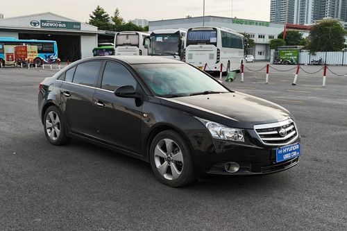 Ba mẫu ô tô cũ gần 20 năm tuổi, giá rẻ nhưng vẫn đẹp dáng