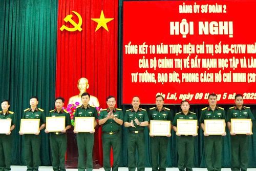 Sư đoàn 2 tổng kết 10 năm thực hiện Chỉ thị số 05-CT/TW của Bộ Chính trị