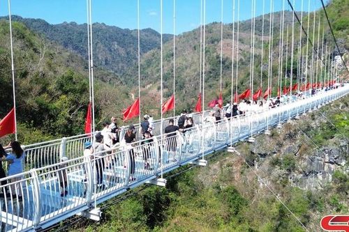 Phát triển du lịch trở thành ngành kinh tế mũi nhọn