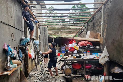 Khẩn trương khắc phục trận dông lốc sáng 10-5